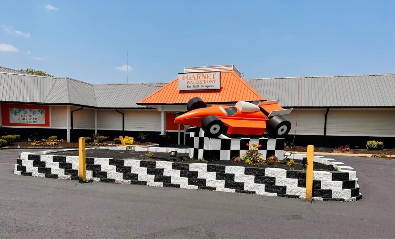 Travelodge By Wyndham Indianapolis Speedway Exterior foto